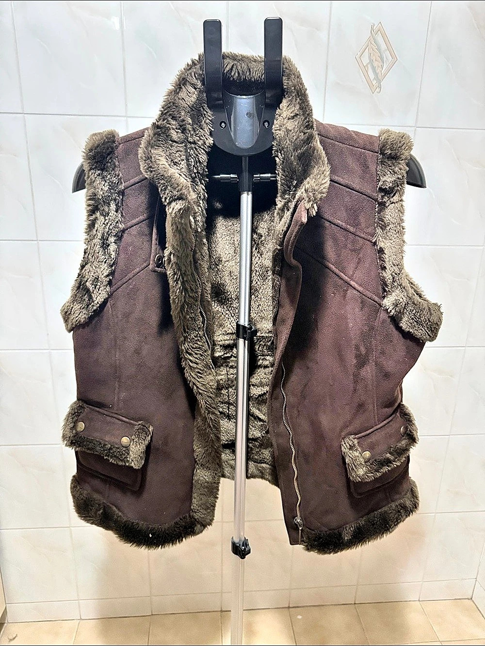 Via Spiga Faux Fur Trim Vest in Brown Size Large Like New